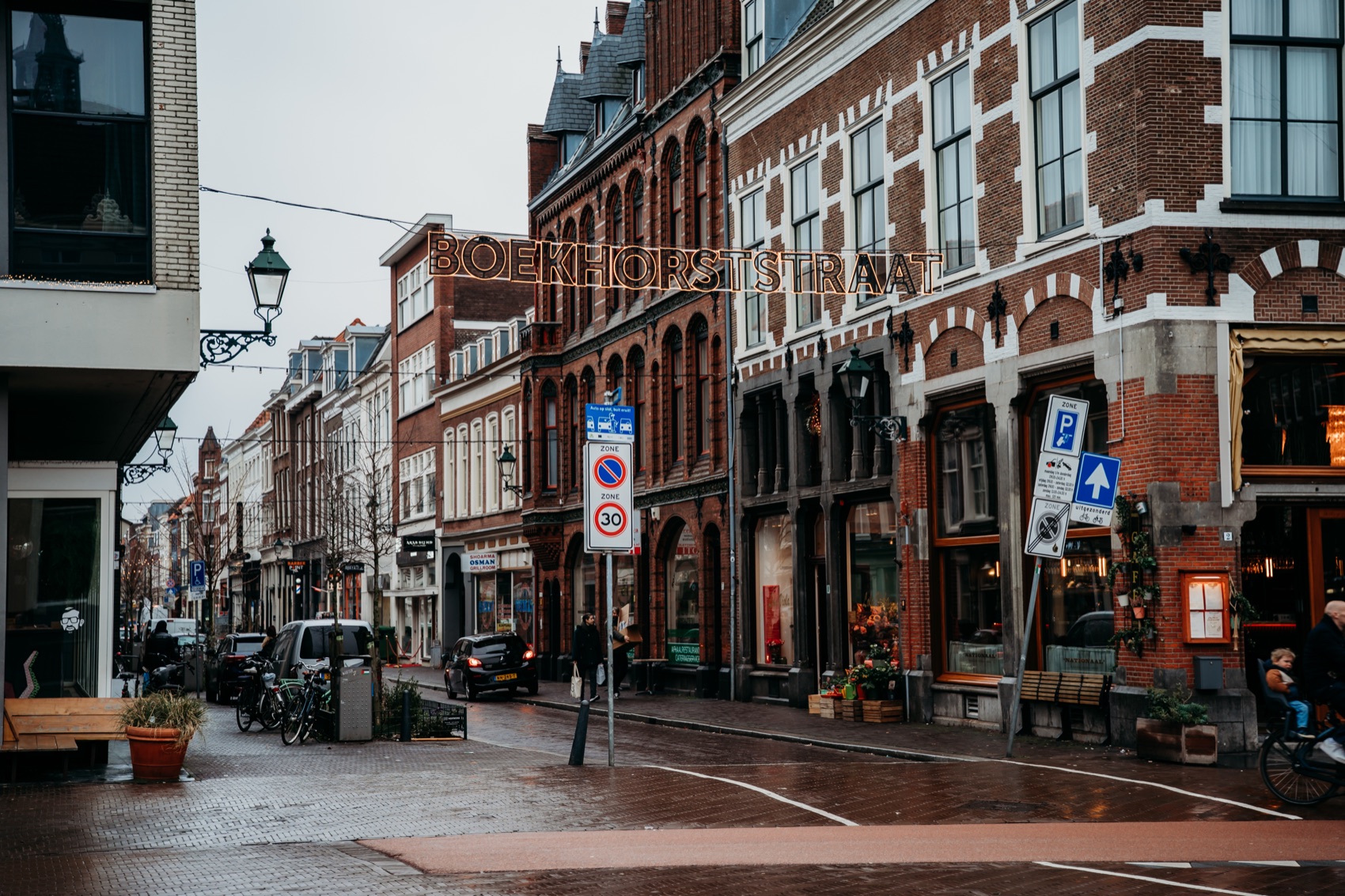 De Boekhorststraat in het centrum van Den Haag, waar Femme Verloskundigen gevestigd is